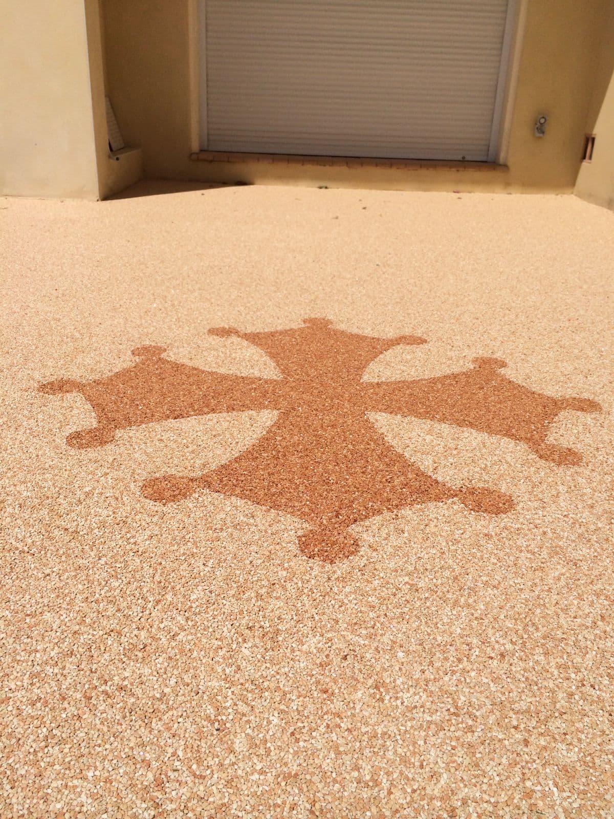 Terrasse de résidence en moquette de pierre